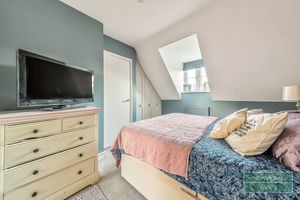 Photo 8- click for photo gallery